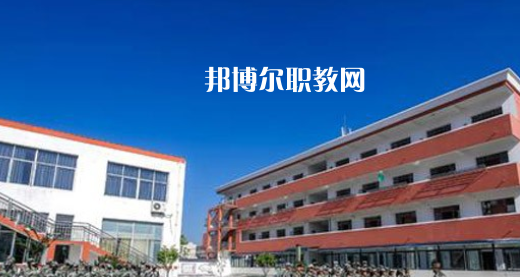 太湖縣技工學(xué)校2021年報名條件、招生要求、招生對象 
