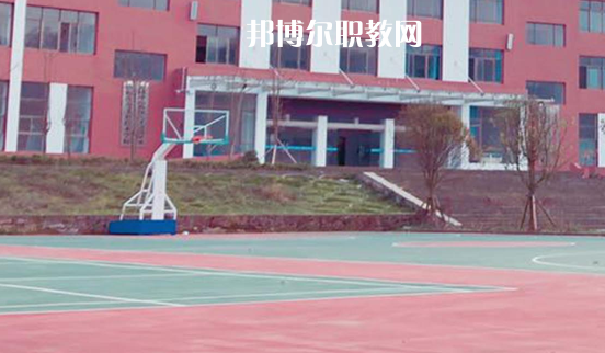 貴州貴陽市商貿(mào)學(xué)校2021年報名條件、招生要求、招生對象