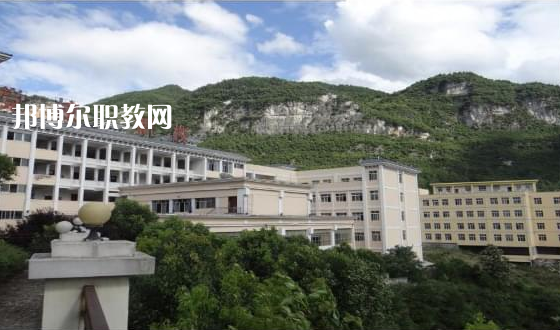 德慶縣中等職業(yè)學(xué)校2022年報名條件、招生要求、招生對象