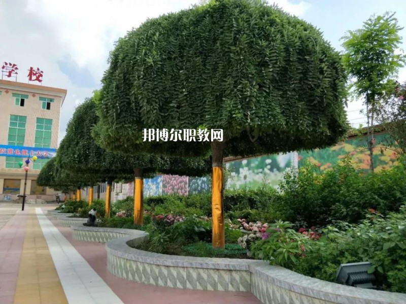 甘肅新世紀(jì)科技技工學(xué)校2022年學(xué)費(fèi)、收費(fèi)多少