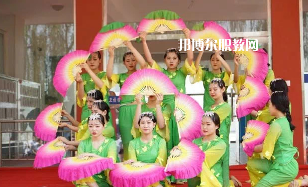 定州衛(wèi)生中等專業(yè)學(xué)校2022年學(xué)費(fèi)、收費(fèi)多少
