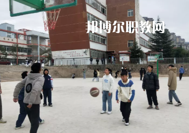 清鎮(zhèn)中等職業(yè)技術(shù)學(xué)校2022年學(xué)費(fèi)、收費(fèi)多少