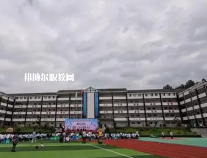 正安縣技工學(xué)校2022年報(bào)名條件、招生要求、招生對(duì)象