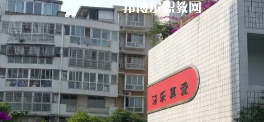 天府成人中等專業(yè)學(xué)校2022年報名條件、招生要求、招生對象