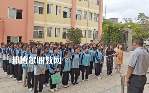 遵義市紅花崗區(qū)經濟職業(yè)技術學校2022年報名條件、招生要求、招生對象