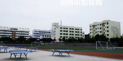 閬中江南高級職業(yè)中學(xué)2022年報名條件、招生要求、招生對象