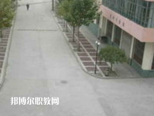 蘭州鐵路機械學校2022年報名條件、招生要求、招生對象