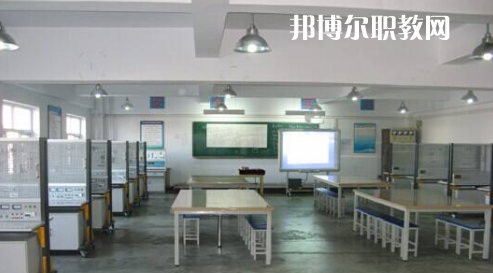 秦皇島市升華中等職業(yè)學(xué)校2022年報(bào)名條件、招生要求、招生對象