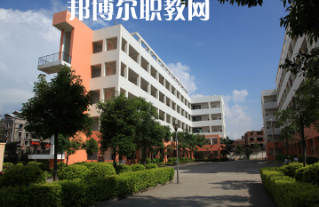 四川省德昌縣職業(yè)高級(jí)中學(xué)2022年報(bào)名條件、招生要求、招生對(duì)象