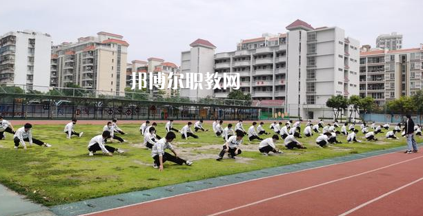 汕頭體育運(yùn)動學(xué)校2022年報名條件、招生要求、招生對象