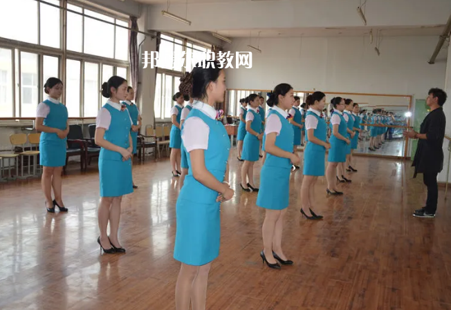 廊坊華航航空學(xué)校2022年報名條件、招生要求、招生對象