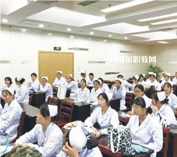 無錫協(xié)新技工學(xué)校2022年報名條件、招生要求、招生對象