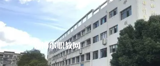 遂寧應用高級技工學校2022年學費，收費多少