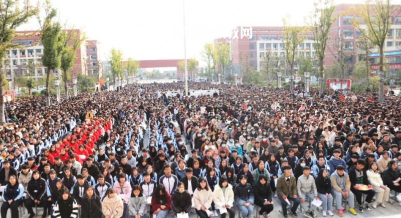 靈璧高級(jí)職業(yè)技術(shù)學(xué)校2022年報(bào)名條件、招生要求、招生對(duì)象