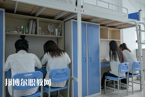 江蘇省連云港工貿(mào)高等職業(yè)技術學校2022年宿舍條件