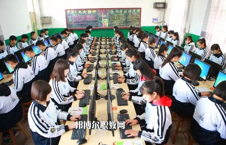 唐山市豐南區(qū)職業(yè)技術(shù)教育中心2022年報(bào)名條件、招生要求、招生對象