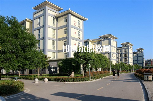 亳州中藥科技學(xué)校2022年報名條件、招生要求、招生對象