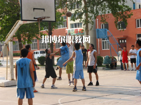 華寧縣職業(yè)高級(jí)中學(xué)2022年學(xué)費(fèi)、收費(fèi)多少