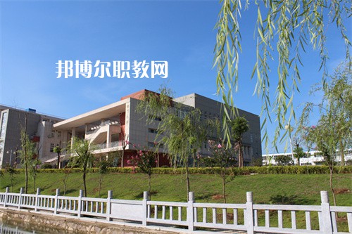 安徽六安技師學(xué)院2022年報(bào)名條件、招生要求、招生對(duì)象