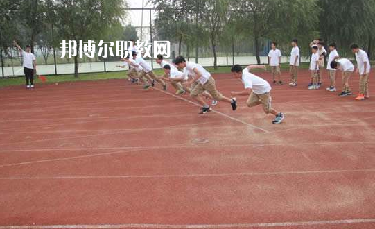 祿豐縣職業(yè)高級中學(xué)2022年報名條件、招生要求、招生對象