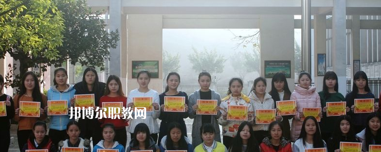 梅州藝術(shù)學(xué)校2022年報(bào)名條件、招生要求、招生對象