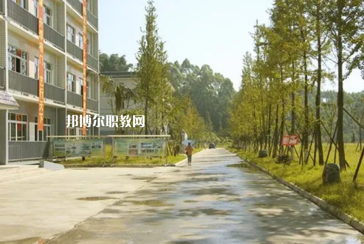 樂山嘉州衛(wèi)生職業(yè)學(xué)校怎么樣、好不好