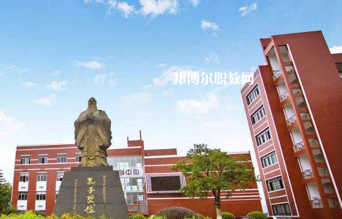 貴州輕工職業(yè)技術(shù)學(xué)院中專部2022年報(bào)名條件、招生要求、招生對(duì)象