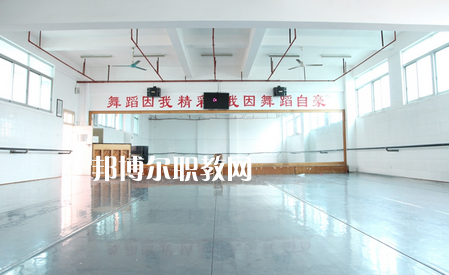 廣西藝術(shù)學(xué)校2022年報名條件、招生要求、招生對象