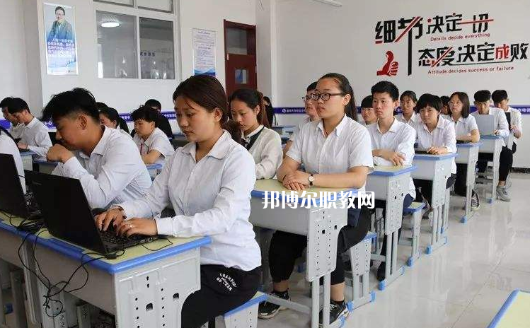 吳橋縣職業(yè)技術(shù)教育中心2022年報名條件、招生要求、招生對象