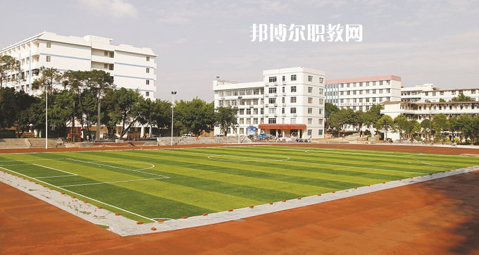 廣西工業(yè)技師學(xué)院2022年報(bào)名條件、招生要求、招生對(duì)象