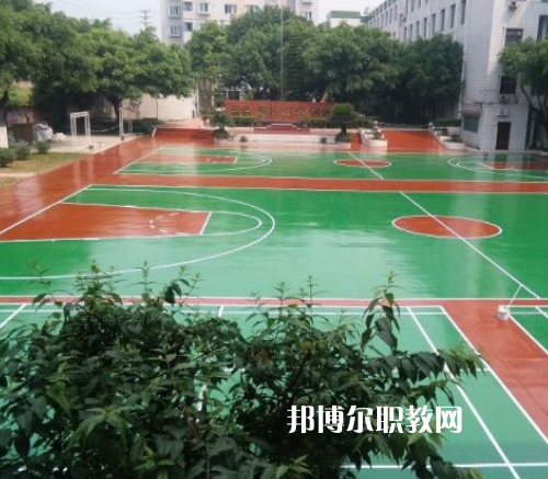 重慶華為技工學(xué)校2022年報(bào)名條件、招生要求、招生對(duì)象