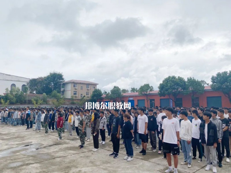 銅陵智通職業(yè)技術(shù)學(xué)校2022年報(bào)名條件、招生要求、招生對(duì)象