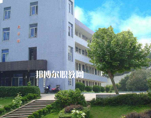 重慶潼南縣教師進(jìn)修學(xué)校2022年報(bào)名條件、招生要求、招生對(duì)象