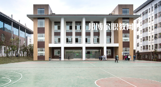 四川屏山職業(yè)技術(shù)學(xué)校2022年報名條件、招生要求、招生對象
