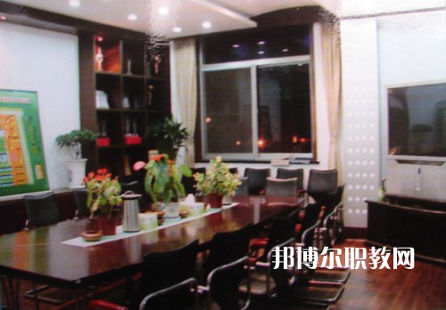 揚(yáng)州文化藝術(shù)學(xué)校2022年報(bào)名條件、招生要求、招生對象