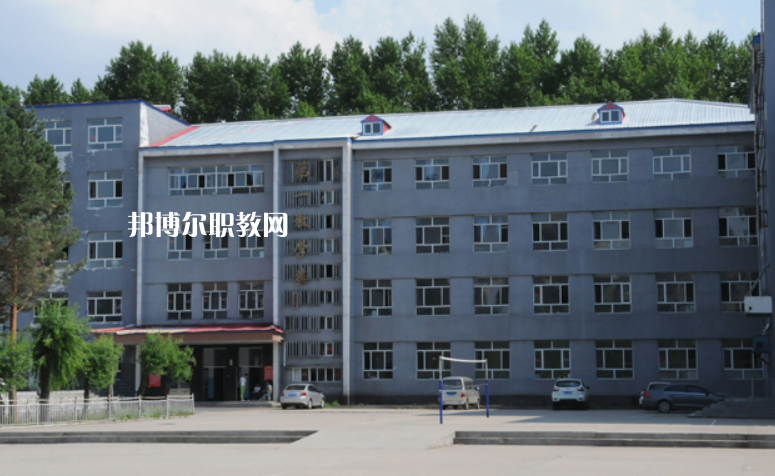 黑龍江省林業(yè)衛(wèi)生學校2022年報名條件、招生要求、招生對象