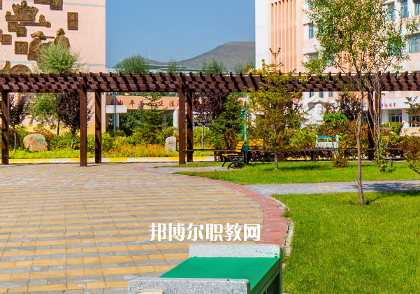 湟中職業(yè)教育中心2022年學(xué)費、收費多少