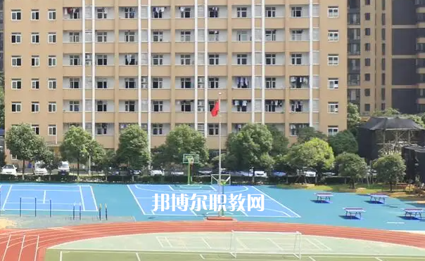 武漢助產(chǎn)學(xué)校2022年報(bào)名條件、招生要求、招生對(duì)象
