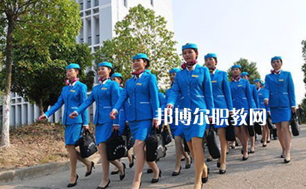 武漢交通科技學(xué)校2022年報名條件、招生要求、招生對象