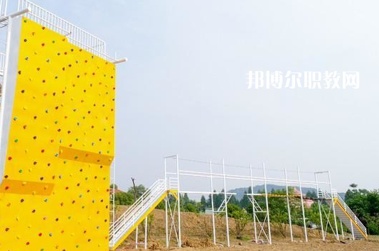 武漢華中藝術(shù)學(xué)校2022年報(bào)名條件、招生要求、招生對(duì)象