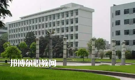 湖北旅游學(xué)校2022年報(bào)名條件、招生要求、招生對(duì)象