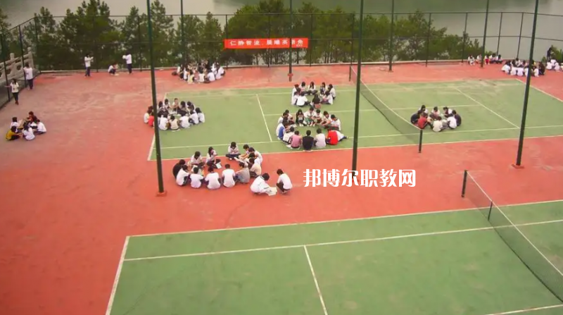 廣東貿(mào)易職業(yè)技術(shù)學(xué)校2022年報名條件、招生要求、招生對象
