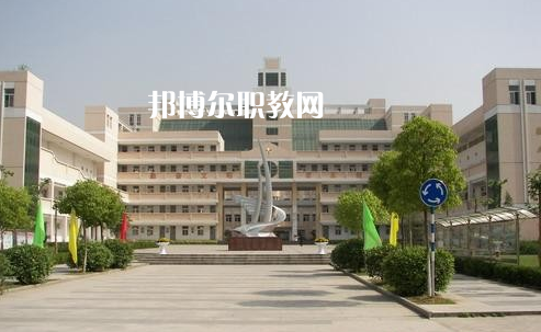 荊州職業(yè)教育中心2022年報名條件、招生要求、招生對象