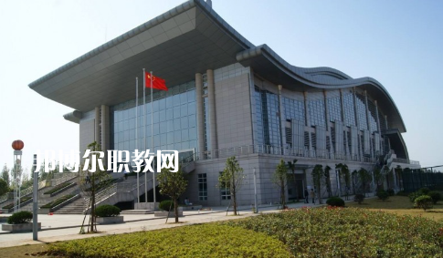 武漢體育運(yùn)動(dòng)學(xué)校2022年報(bào)名條件、招生要求、招生對(duì)象