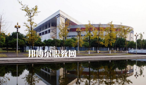 武漢供銷商業(yè)學(xué)校2022年報名條件、招生要求、招生對象
