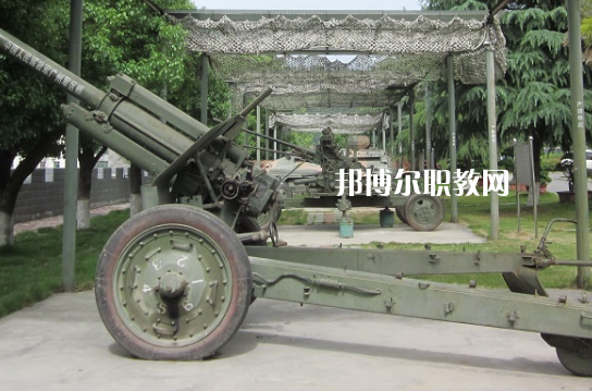 湖北十堰職業(yè)技術(shù)集團學校2022年報名條件、招生要求、招生對象