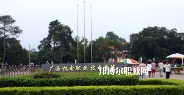 廣西高職?？圃盒Ｅ琶?3強