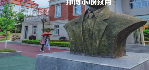 綿陽交通高級技工學校地址在哪里，哪個地區(qū)，哪個城市?