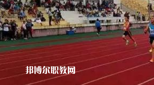 南通市體育運動學(xué)校地址在哪里，哪個地區(qū)，哪個城市?