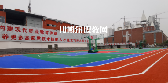 淮安市淮航技工學(xué)校地址在哪里，哪個(gè)地區(qū)，哪個(gè)城市?
